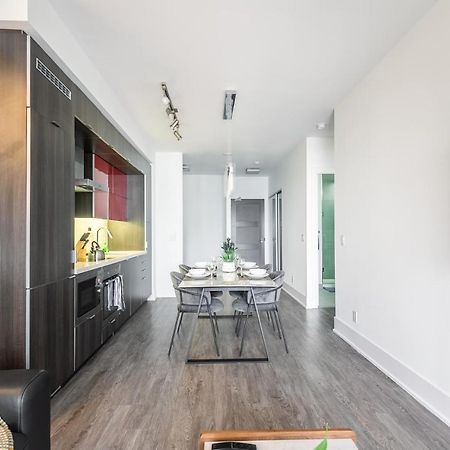 Stylish 1Br + Office Condo - Cn Tower View Toronto Exterior photo